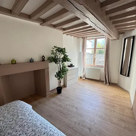 Maison 2ch - Netflix - Flechettes - Hyper Centre